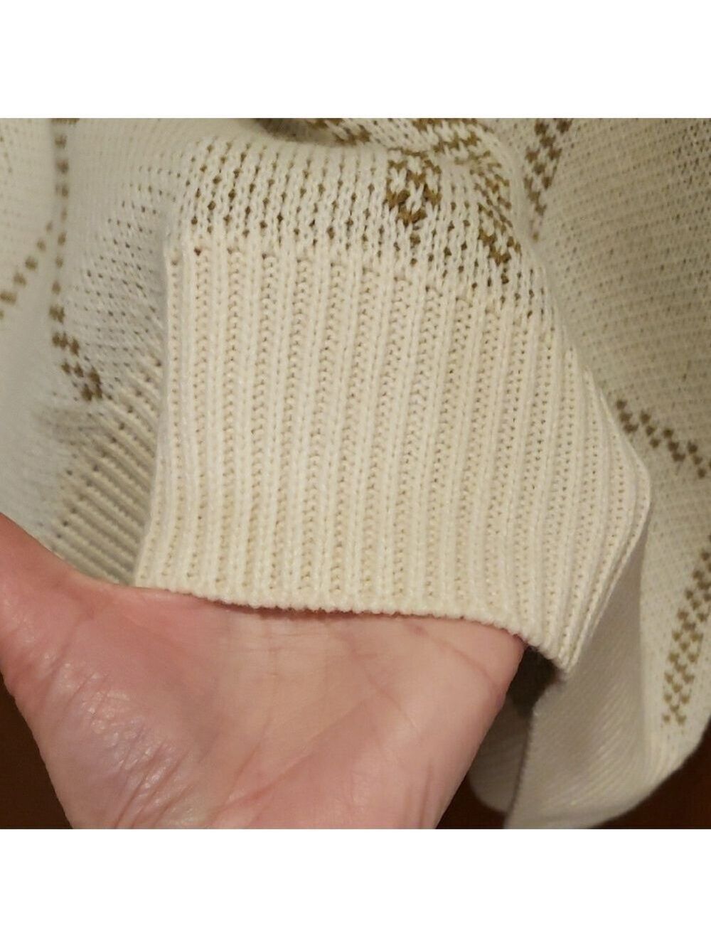 JODIFL Cream and Tan Checkered Turtleneck Sweater - Picture 6 of 13